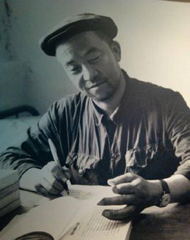 "铁人"王进喜47岁病逝,5个子女3个回到大庆,小女儿因病早逝