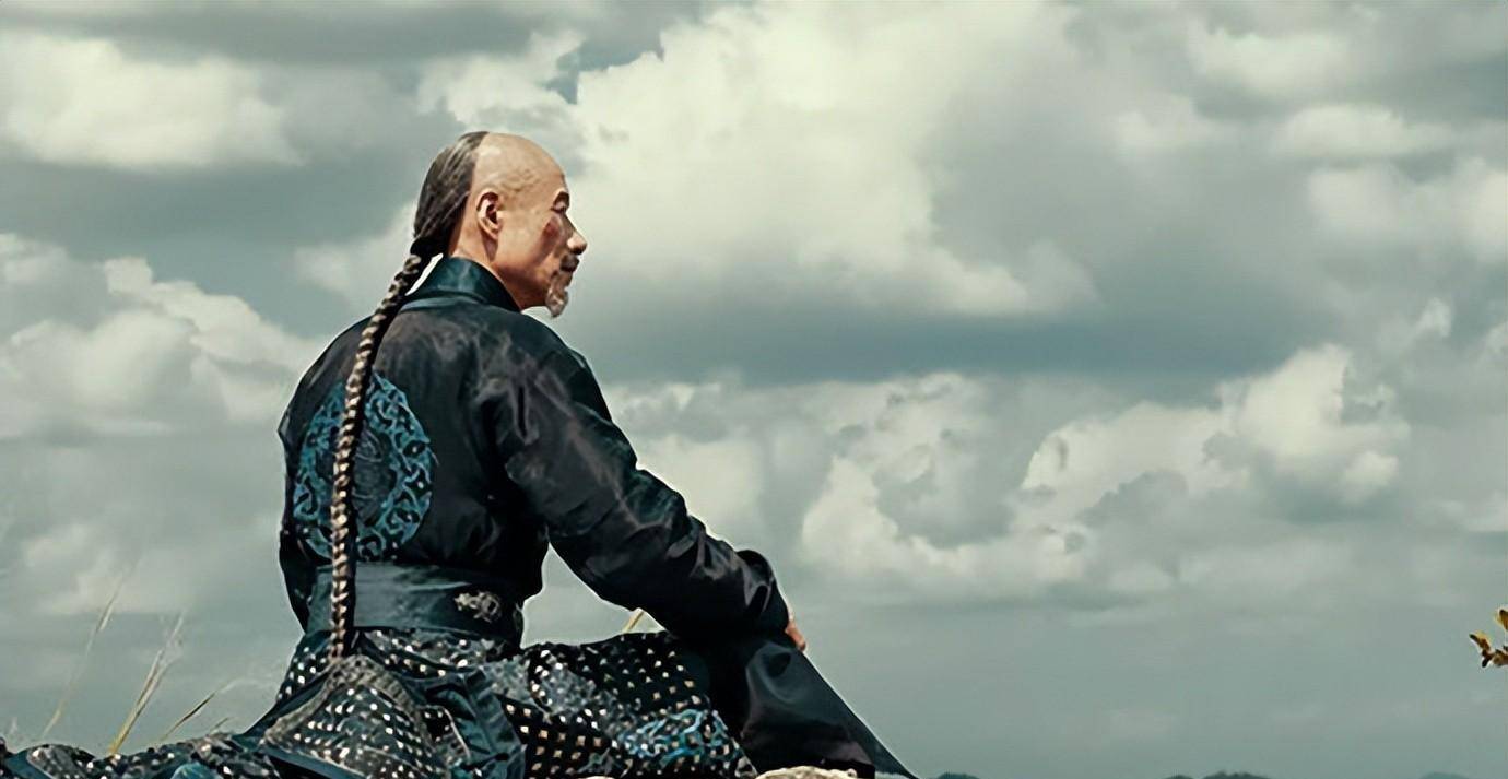 但是清政府对刘永福的黑旗军一直采取敌视,镇压的态度,因中越边境地形