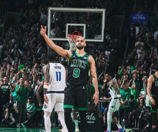 波士顿凯尔特人打破纪录,组建nba历史最贵首发阵容