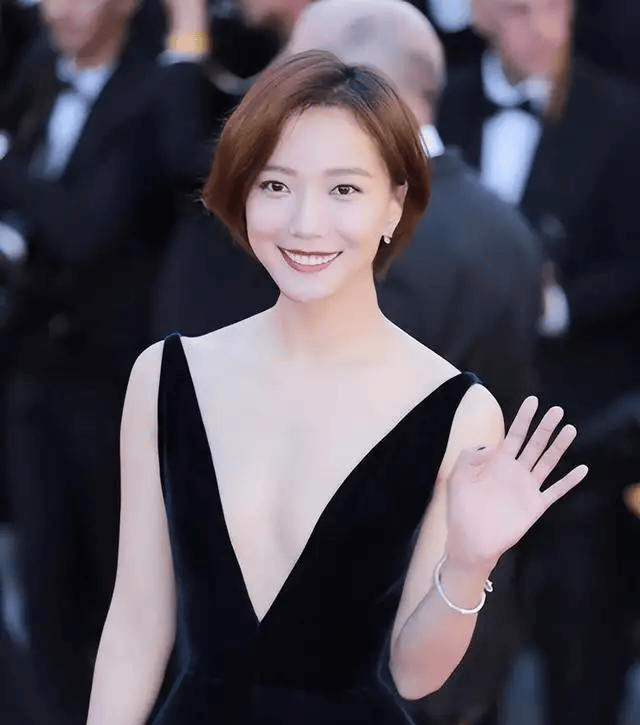 王珞丹从坚定不拍裸戏,到近乎全裸出镜!起底"过气花旦"上位史