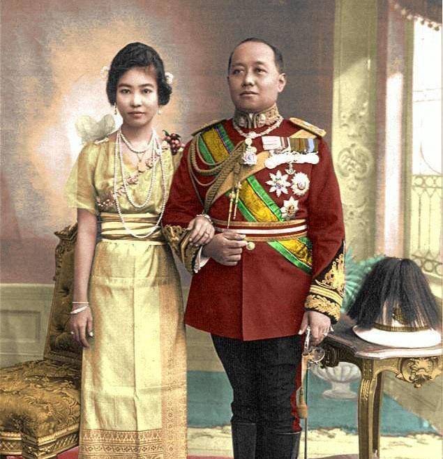 泰国王室的历史旧相片:从拉玛四世和拉玛七世,还有满宫佳丽