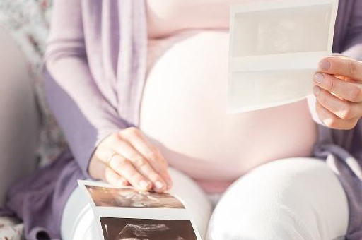怀孕后尽量不要用这三种生活用品，可能会影响胎儿的生长。如果你早点知道，你会受益的，因为。