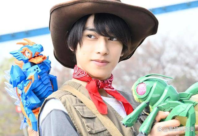 假面骑士歌查德39话追加剧照 彩虹龙发动正义的群殴 暴揍吉吉国王