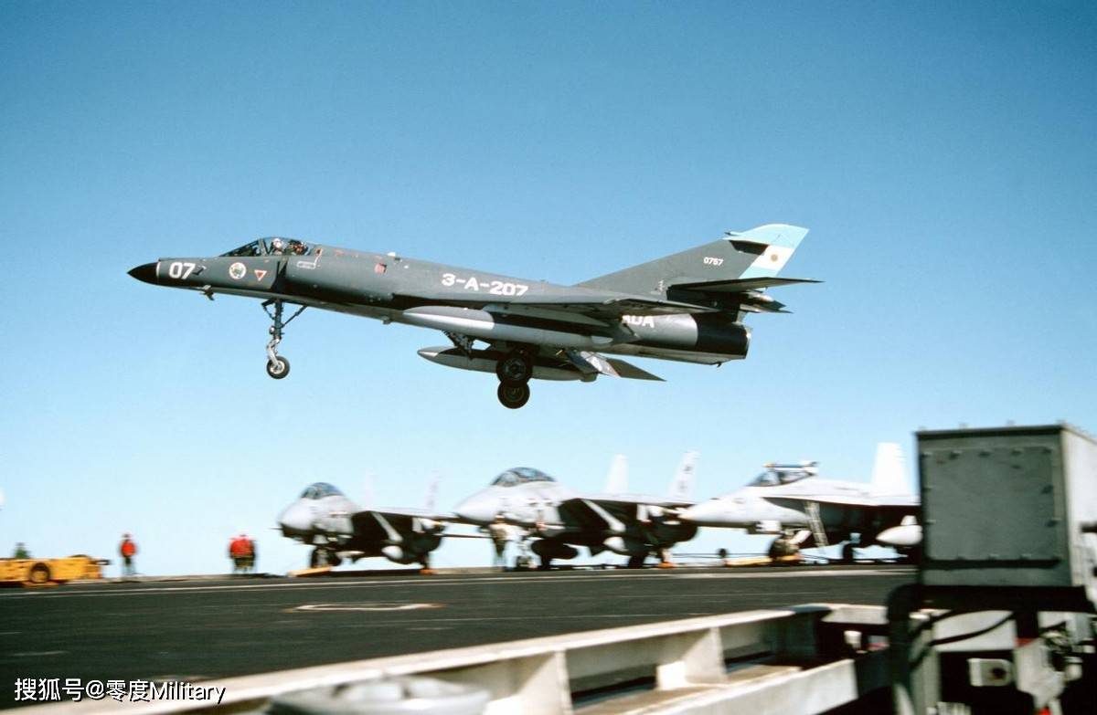 继f-16和幻影2000战斗机之后 阿根廷计划向乌克兰提供超军旗攻击机