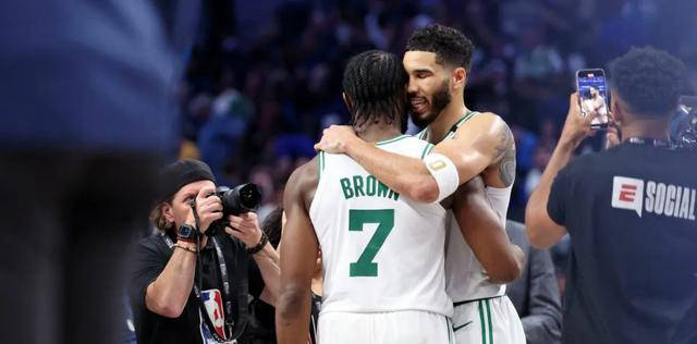 nba总决赛g4前瞻:绿军争取完美战绩迎接第18冠的到来?