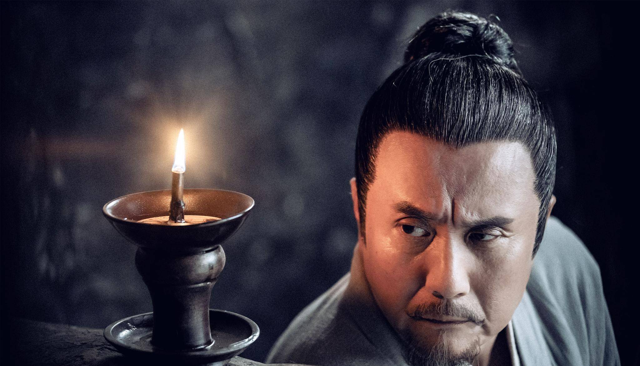 解缙进献礼物惹怒朱棣,临死前写下一首诗,解缙当即被连升了三级