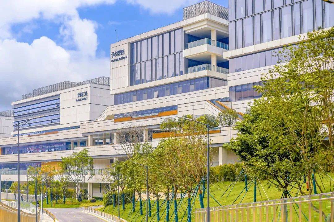 探校香港城市大学(东莞)!