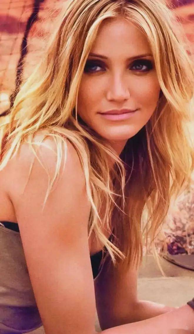 这谁顶得住!卡梅隆·迪亚兹,人间极品尤物的写真盛宴!