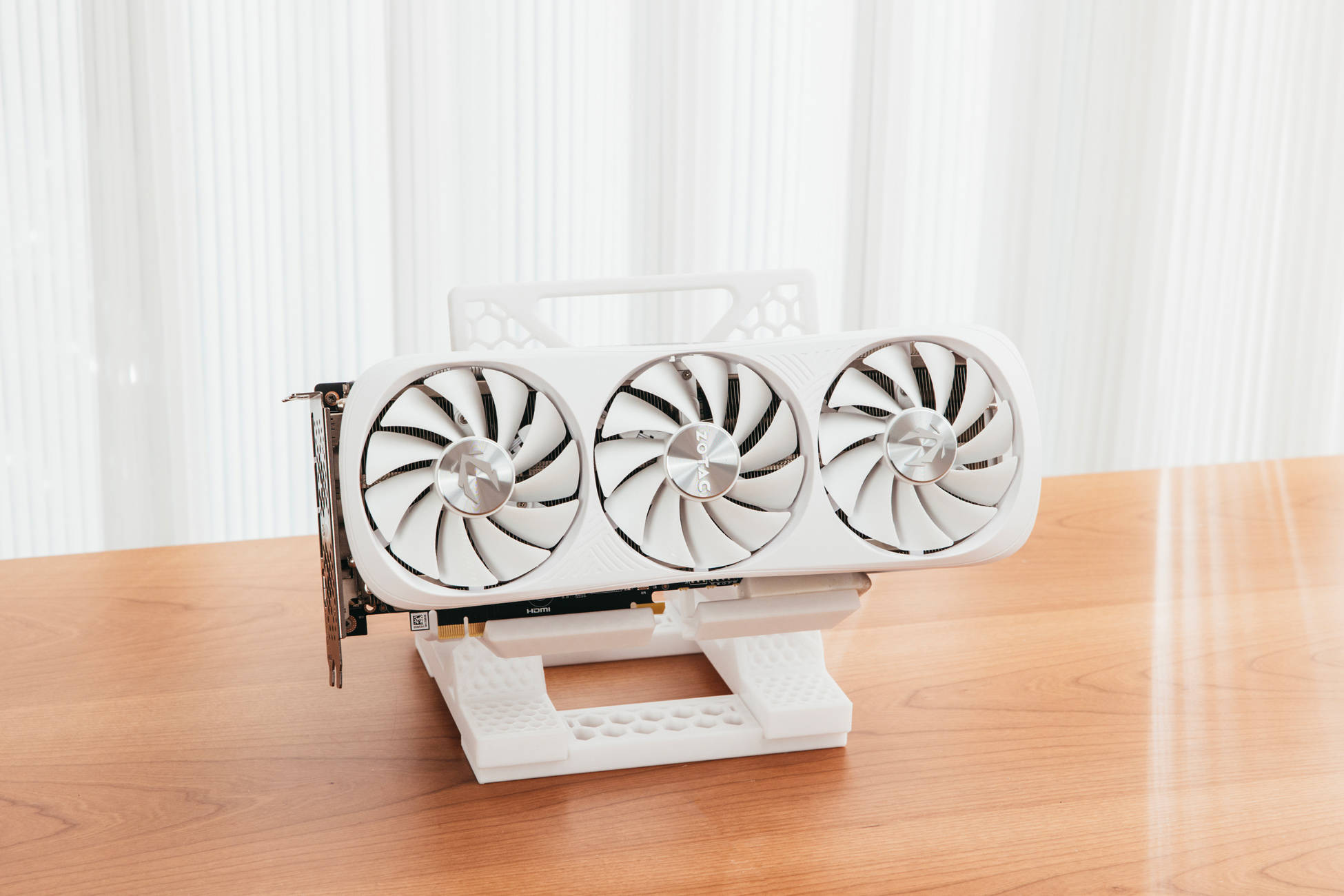 无光质感铝坨坨,abostudio container l  rog小吹雪s装机体验