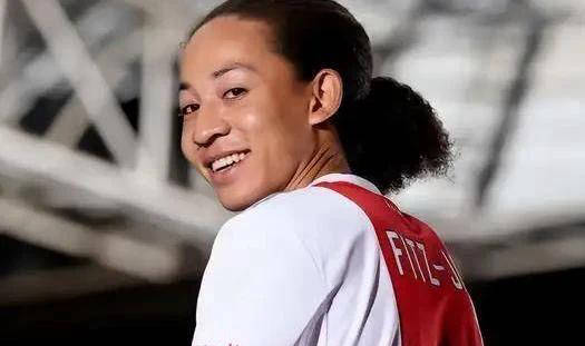 挖掘潜力!中国足球发掘华裔归化球员的广阔可能性