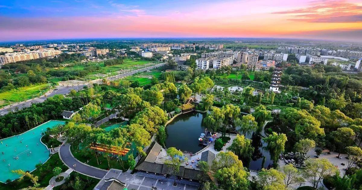 德阳两县,历史悠久且为千年古县,均由成都市划入