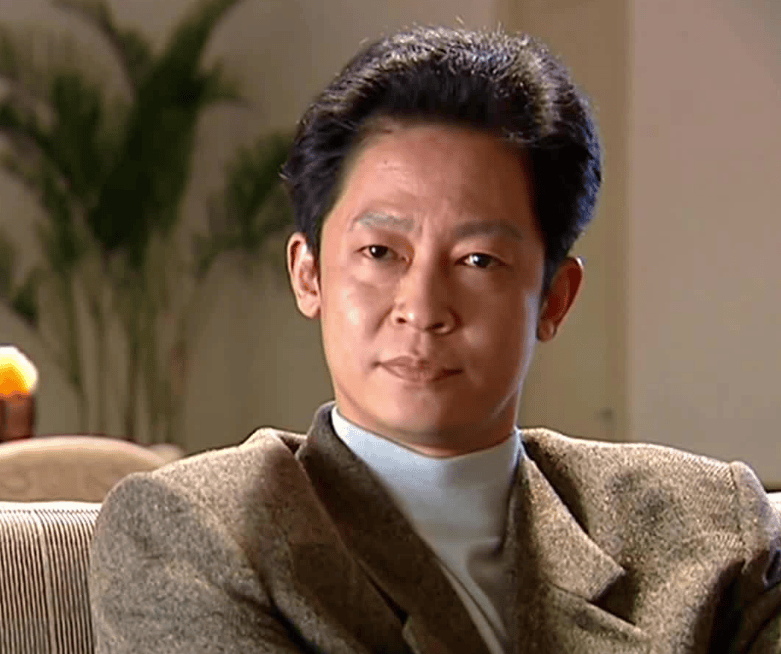 王志文有一句经典台词说:"世界上有两套规则:一套在明