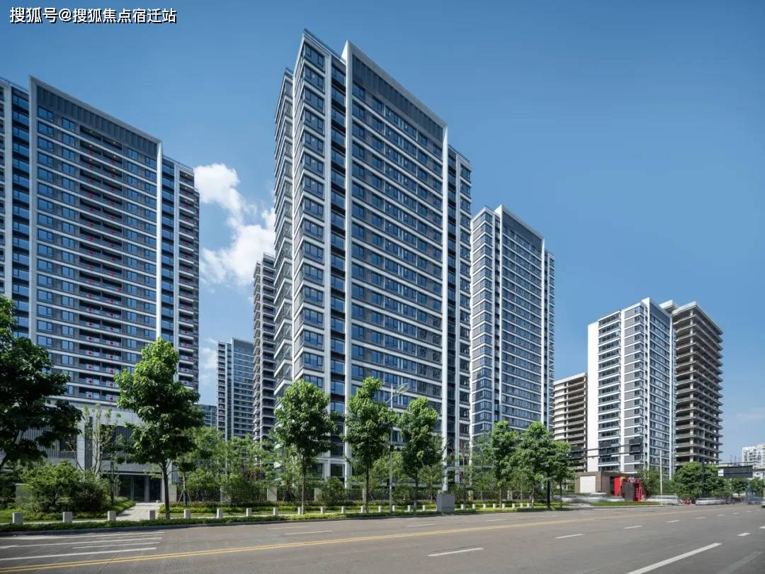 杭州绿地潮悦江山城售楼处电话→首页网站活动特价→楼盘百科详情→24