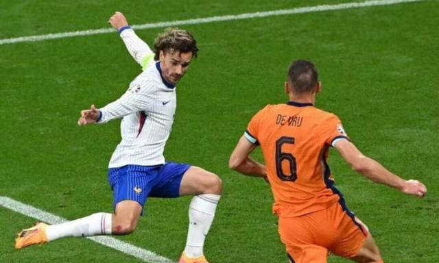 荷兰队0-0法国,21岁门将崭露头角,击败格列兹曼,新一代范德萨崛起