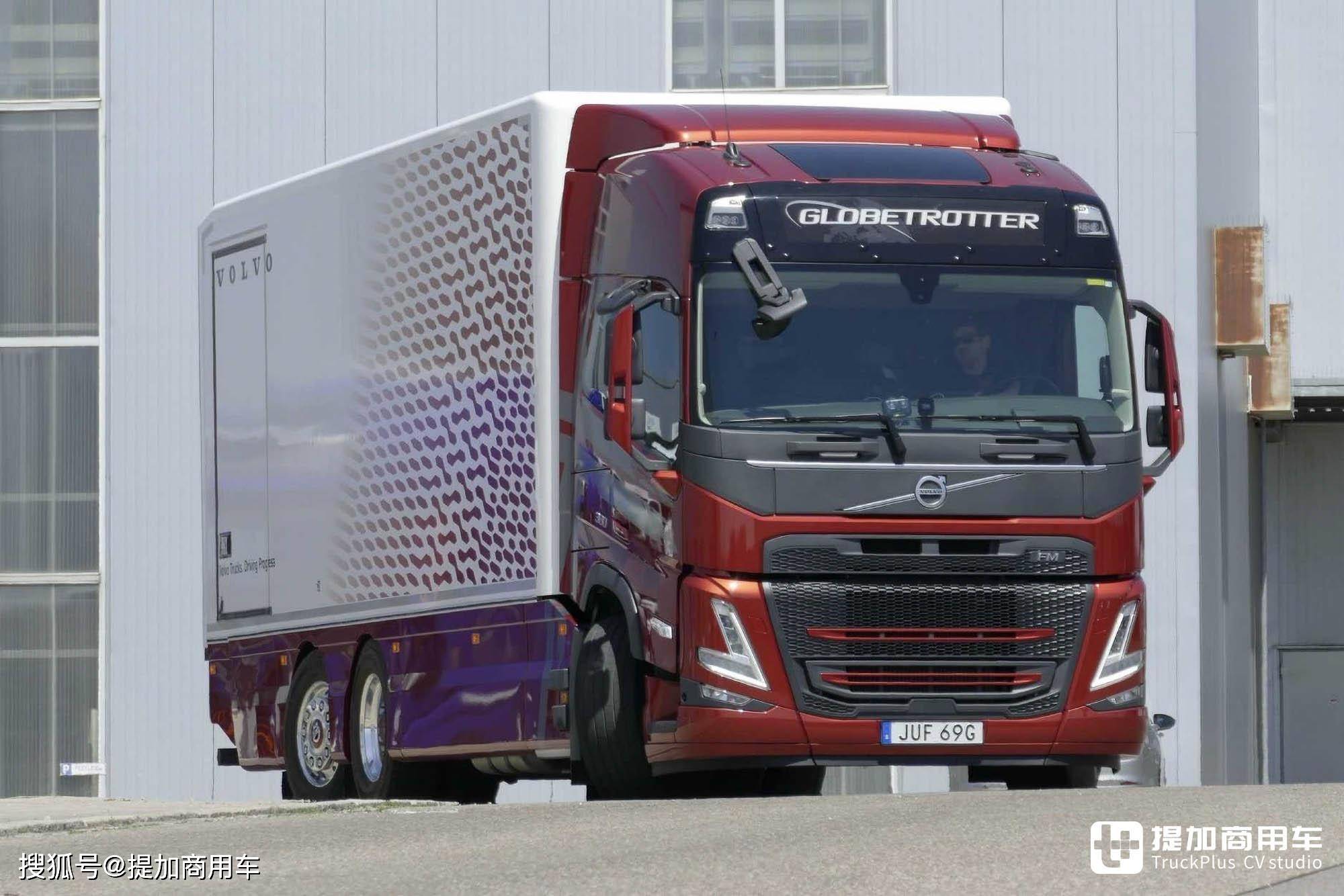 国内见不到的沃尔沃fm载货车实拍,还是个顶配版本,驾乘真舒适