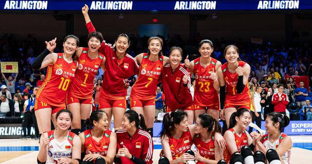 中国女排离队3人曝光,张常宁摊牌发声,最终名单浮出水面