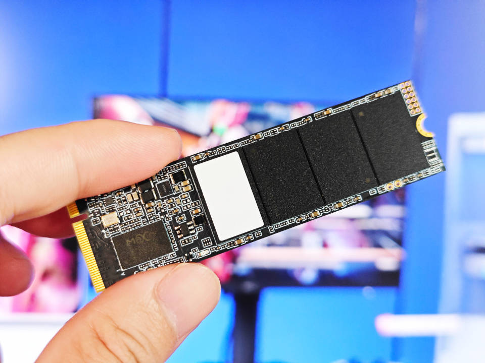 618入手朗科绝影NV7000-t 2TB固态硬盘,速度快、发热低、超稳定!