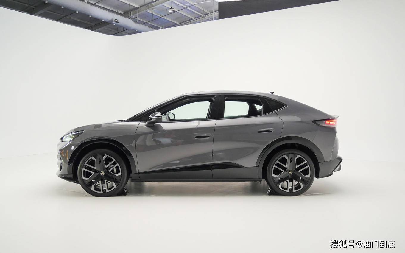 id. 与众:大众智能电动轿跑suv初印象