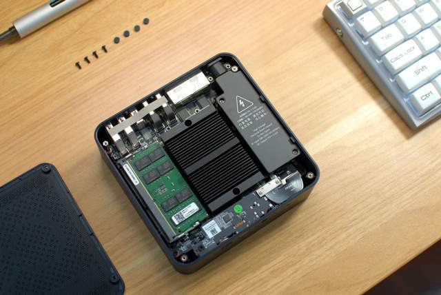 下班随手带走的电脑?新风尚的一体式轻办公主机零刻EQ13了解一下