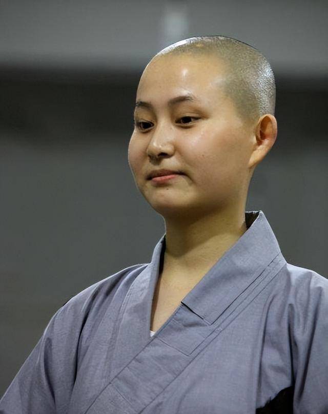 "最美尼姑"释正孝同:因梦选择出家的985学霸,33岁不愿还俗