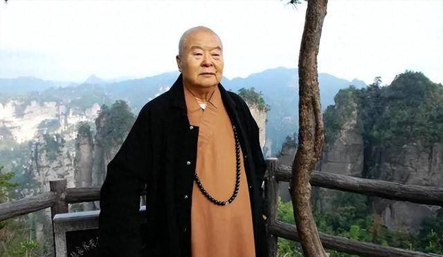 "星云大师留遗言,弟子不听,结果烧出25颗_李国深_佛法_台湾