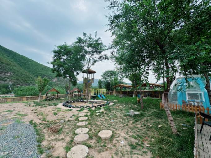 北京门头沟潭柘寺潭柘雅园民宿农家院,每人280住宿含三餐,有详细菜单!