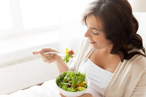 孕妇天天晚上梦见吃东西，解梦之旅与孕期心理的微妙联系