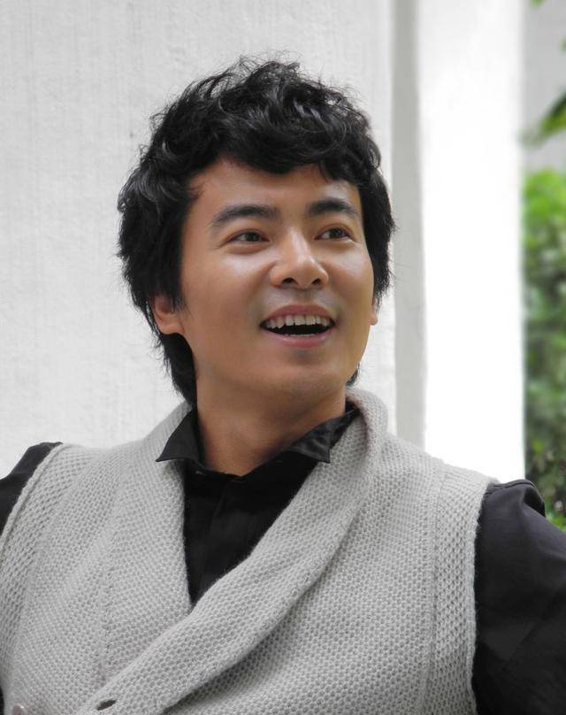 曾是钓鱼台国宾馆警卫,姚晨同学,张晋好友,人帅演技好无绯闻_于波