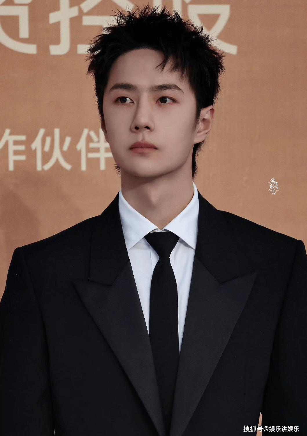 王一博:跨越国界的中国青年偶像