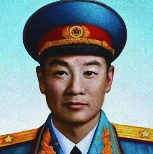 "他是至今健在的开国将帅之一,今年105岁了_将军_文击_的国家