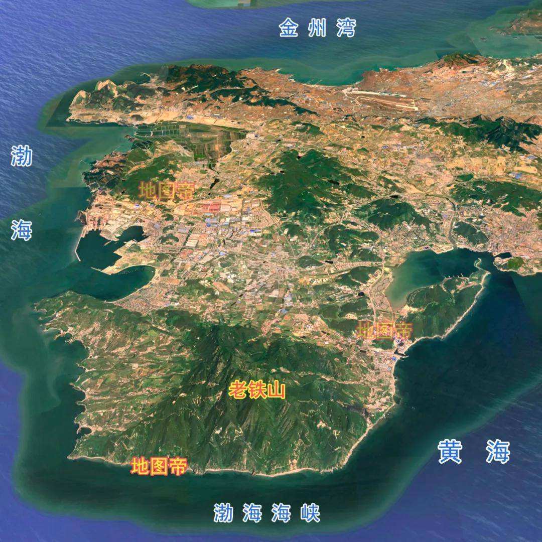 地形北高南低,北宽南窄,地势由中间向两侧的黄海,渤海倾斜,面向黄海