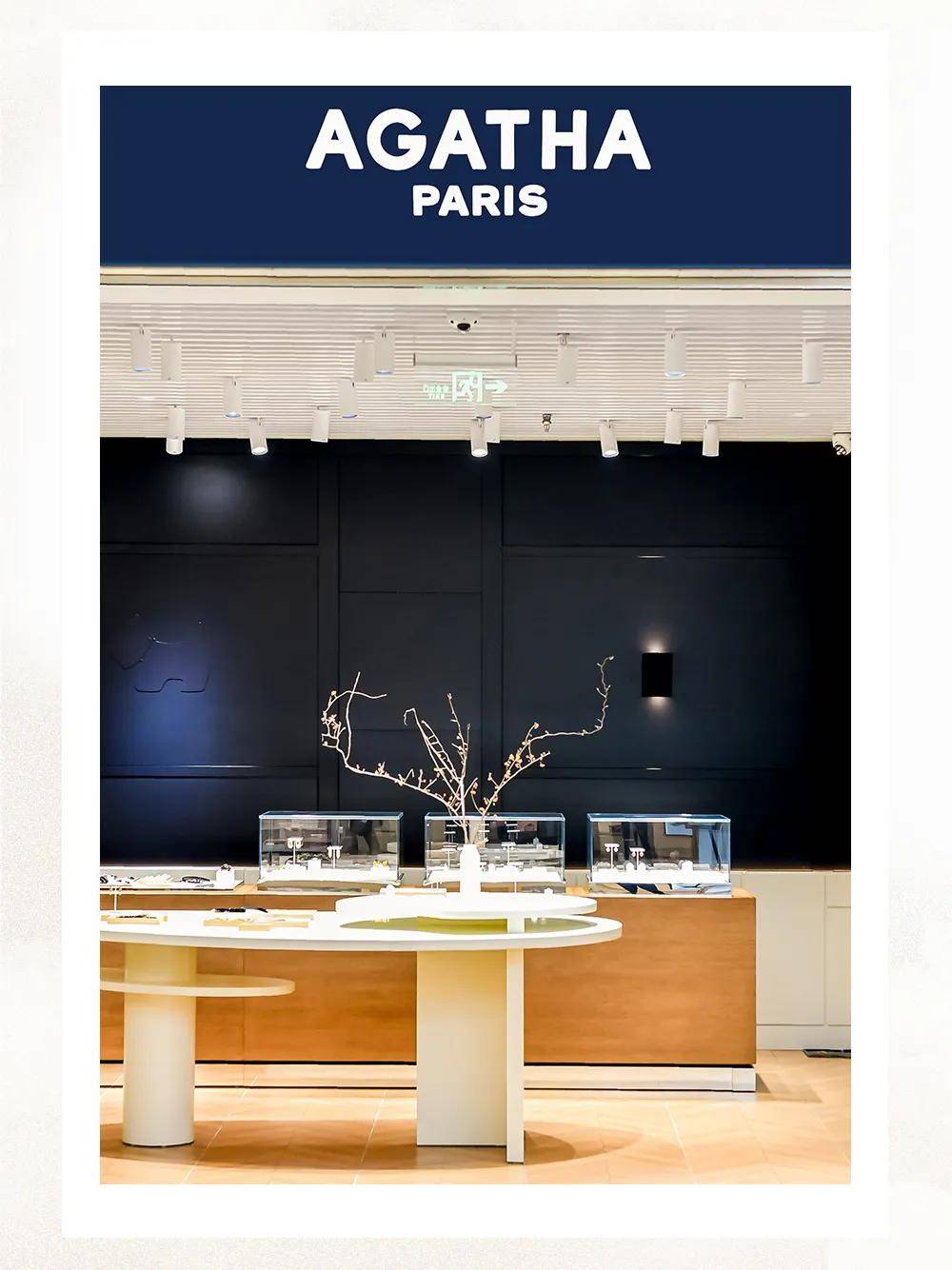 agatha全球机场新概念设计首店登陆,焕新演绎巴黎灵感