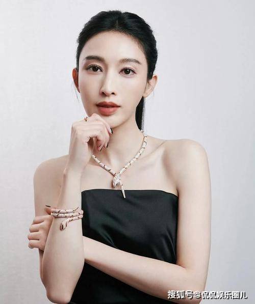 张俪,这身材是真的绝!