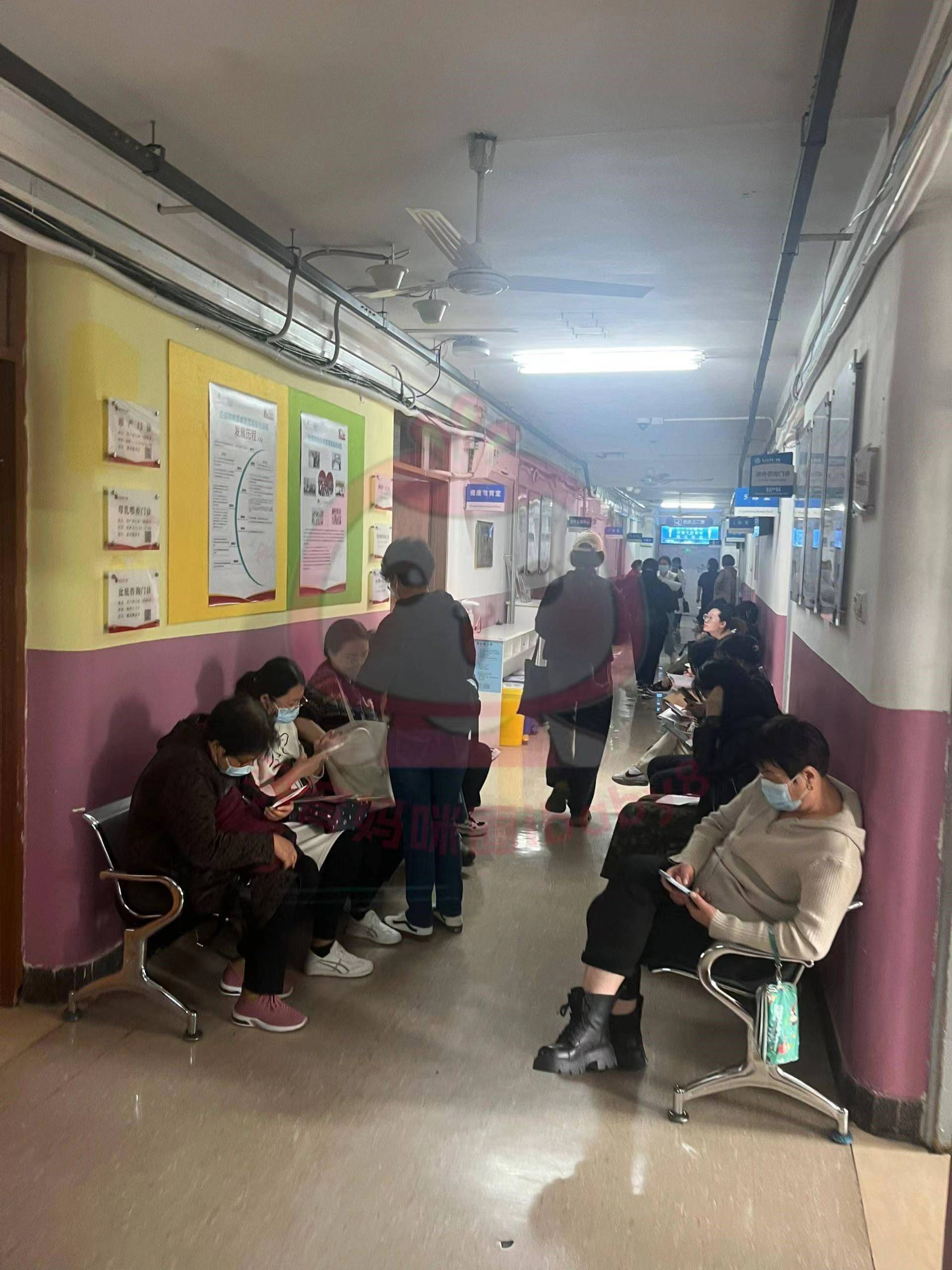 排队情况产检排队时间较长人很多尤其是b超尽量早点去