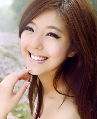 水瓶座在六月中旬,桃花芳香沁人,即将猝不及防的遇到爱情.