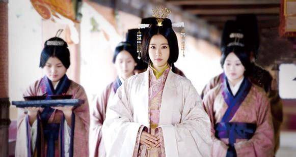 阴丽华,南阳新野人,是东汉王朝开国之君刘秀的第二任皇后,也是一位