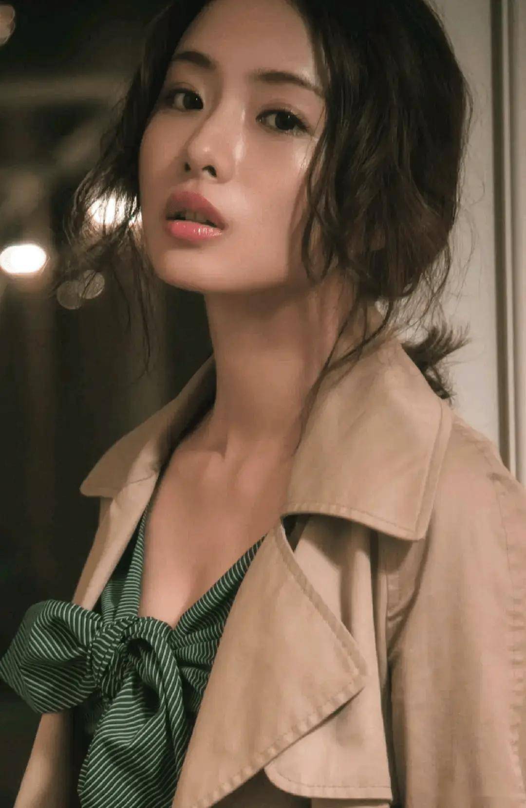 石原里美的丰满身材,这谁顶得住!写真照片曝光,让人惊艳不已!