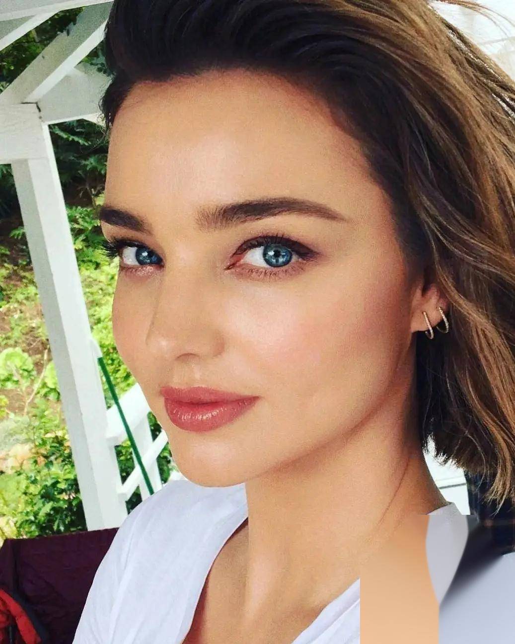 米兰达·可儿的美貌惊艳,让网友直呼:女神降临!