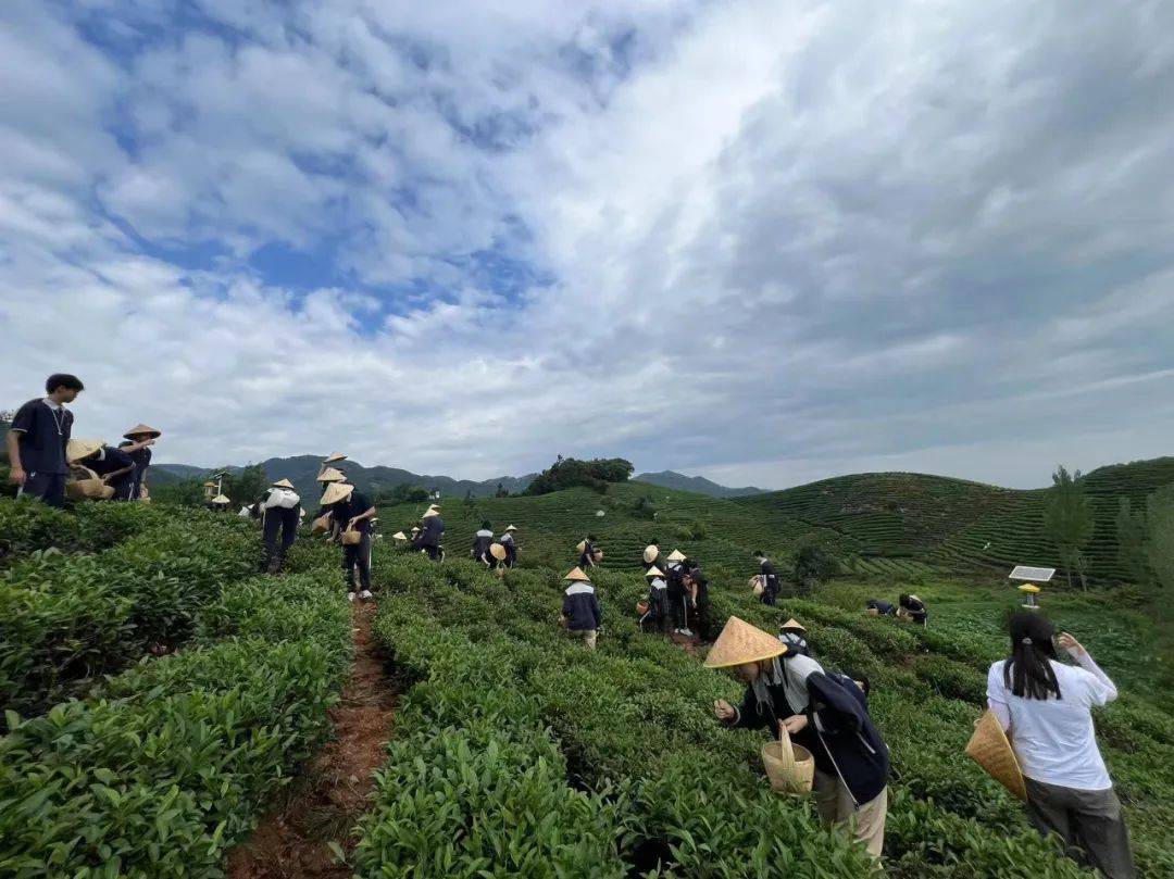 追寻先烈足迹,赓续红色血脉 郑州市第二高级中学研学旅行又双叒出发