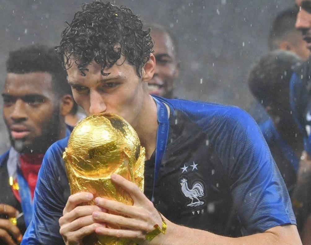 本届欧洲杯0出场,队报:帕瓦尔正在考虑退出法国队