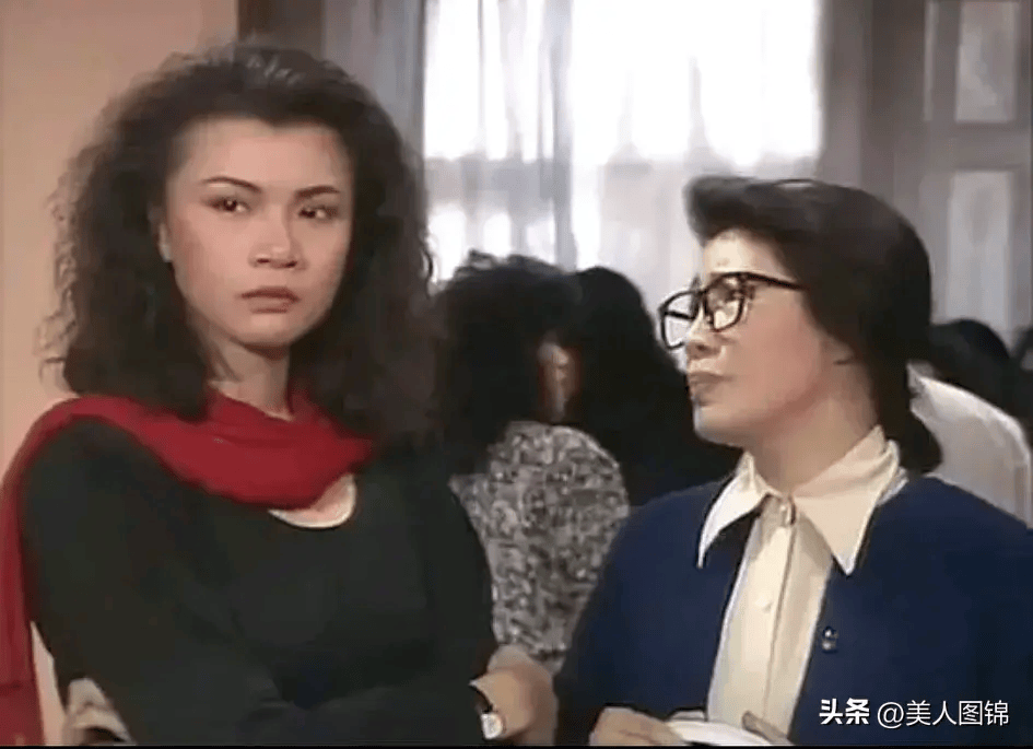 她原来是《法网柔情》里的姚佩姿～马丽莉