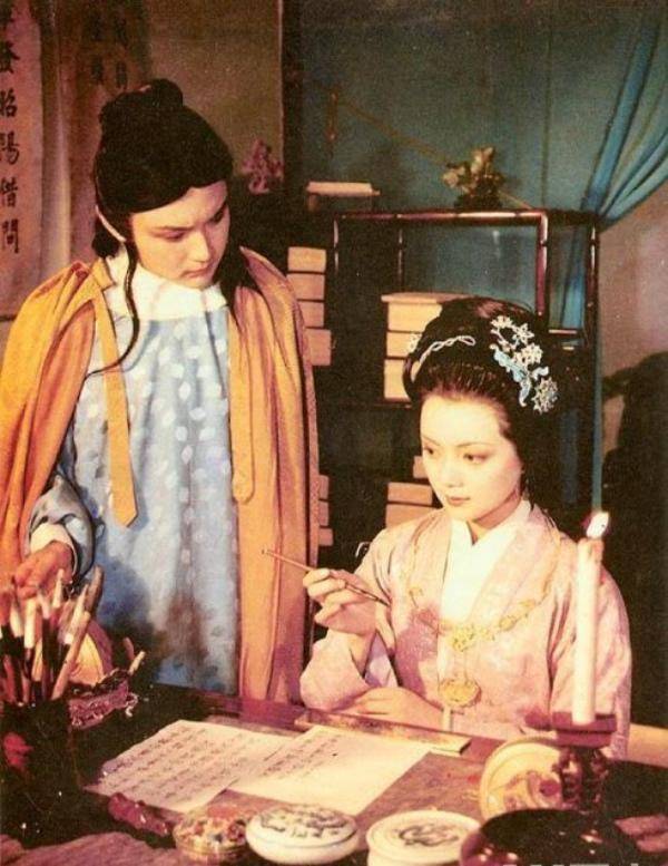 读《红楼梦》:良缘与爱情是一回事?错了!