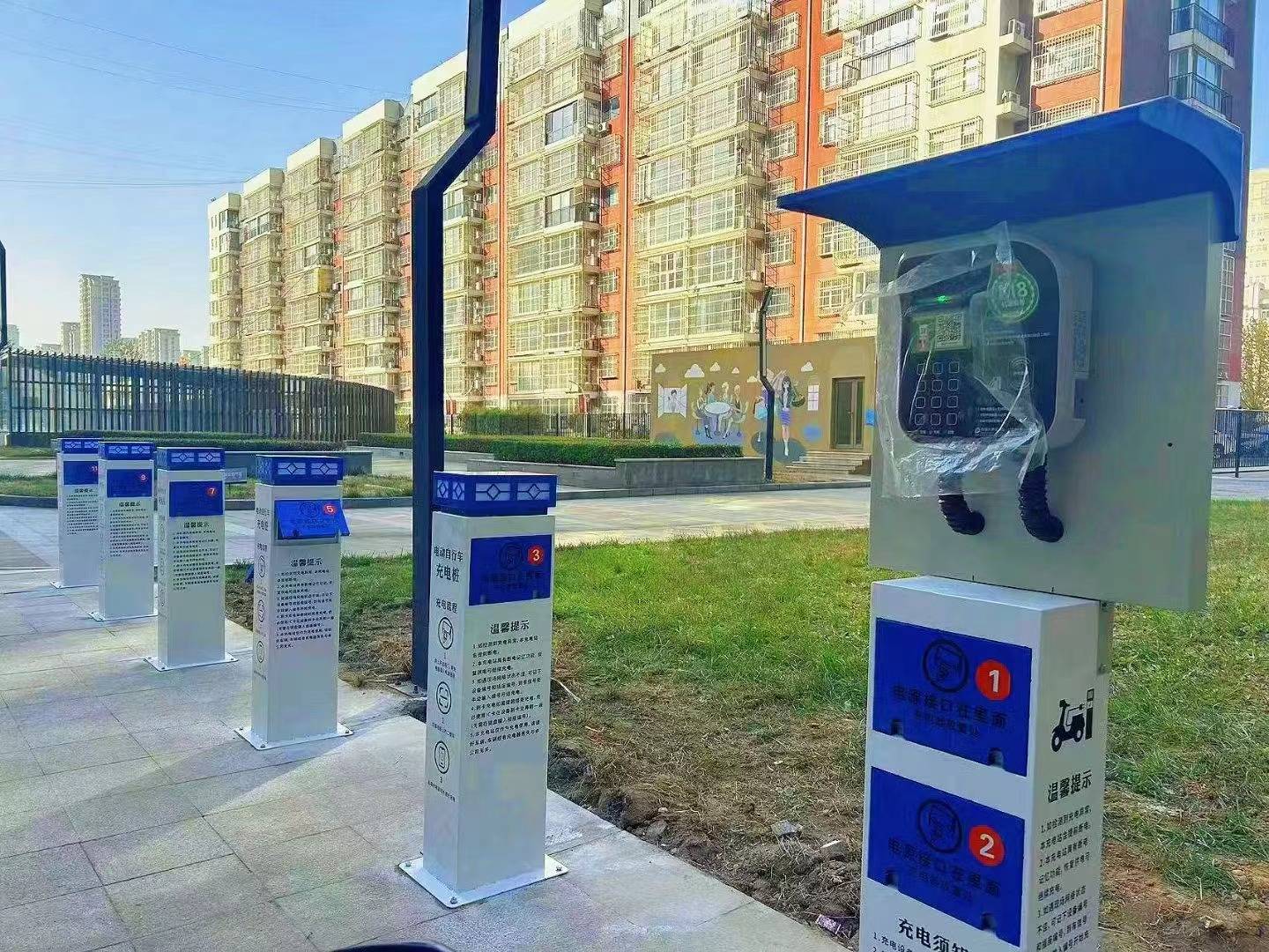 正确,安全地使用充电桩不仅能延长电车电池的使用寿命,还能确保用户的