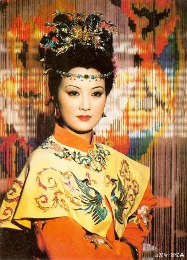 王熙凤为何偏偏对林妹妹好?还不是这几点原因_贾母_林黛玉_宝玉