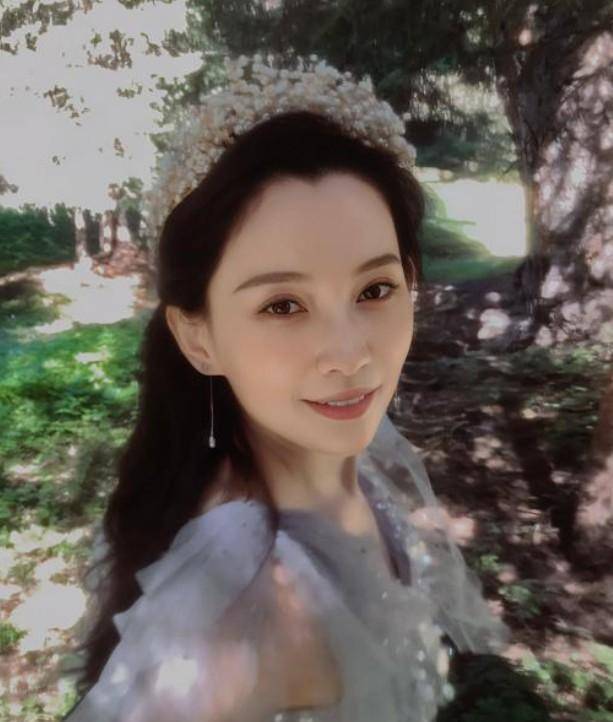 汪峰新女友和前夫昔日合照曝光，大量私人生活照片公开-汪峰的女朋友叫什么名字