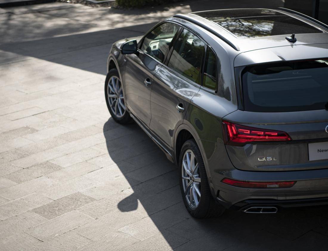 科技让奢华更智能,奥迪q5l展现未来豪华新风貌!