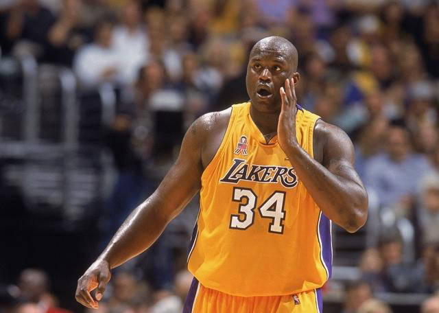 奥尼尔不是单核,科比还在成长,但他们共创辉煌