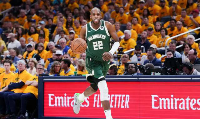 米德尔顿成功接受双脚踝关节镜手术,预计新赛季前回归