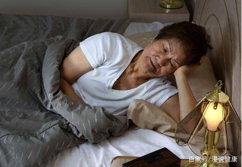 当女性出现4个"异常"时,多半是更年期来了,提前了解有助保养!