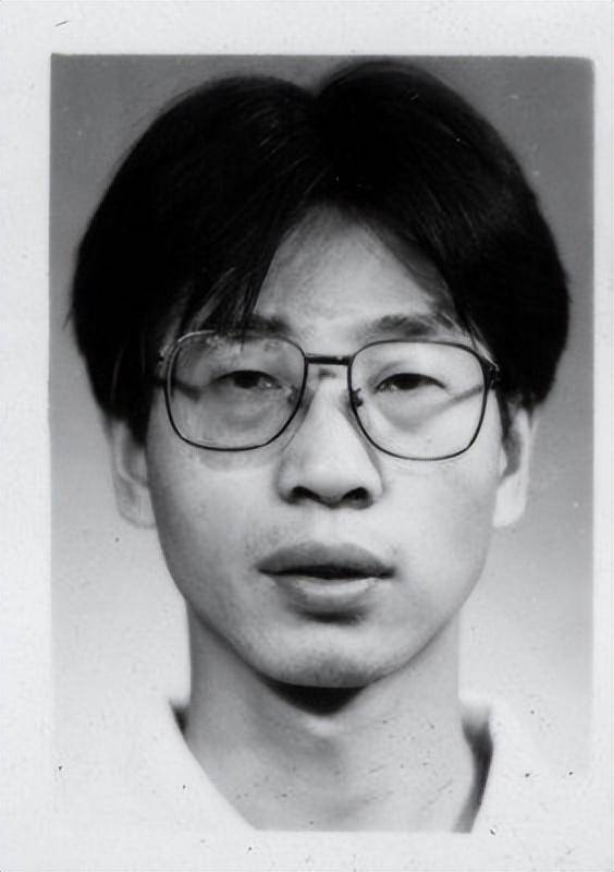 1999年,在北约轰炸中牺牲的记者许杏虎,他的家人后来怎么样了?
